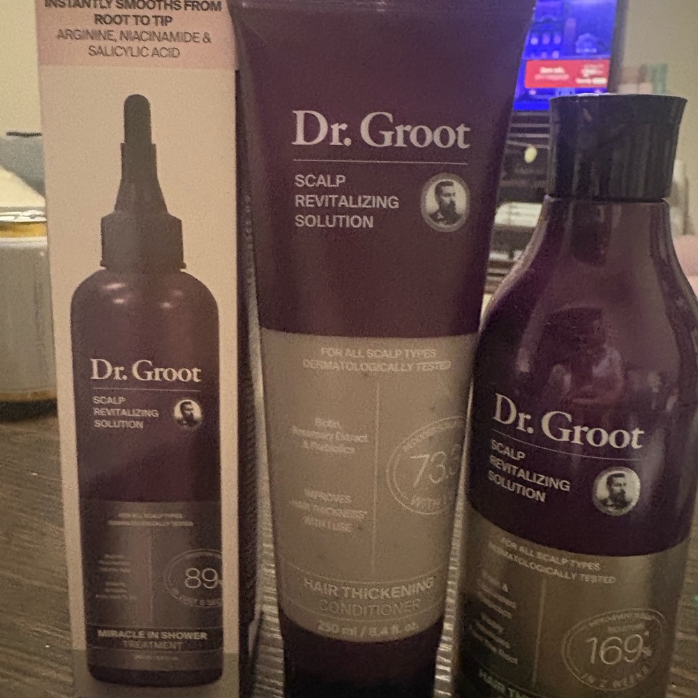 Scalp Revitalizing Shampoo - Purple